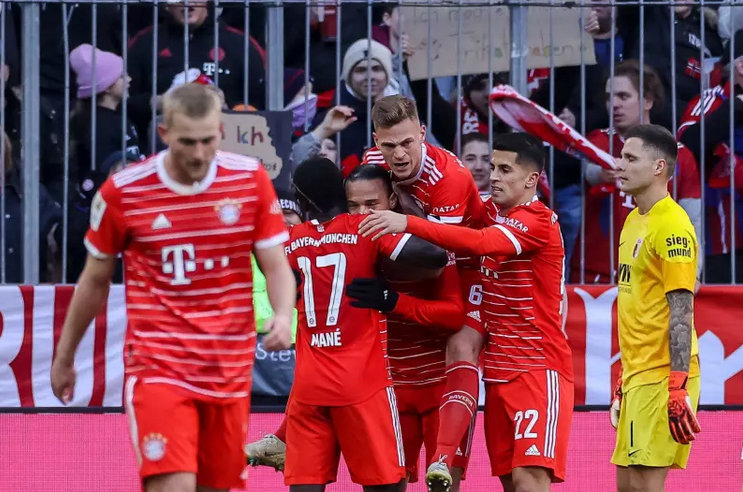 拜仁慕尼黑：欧冠征途上的钢铁洪流再掀狂澜